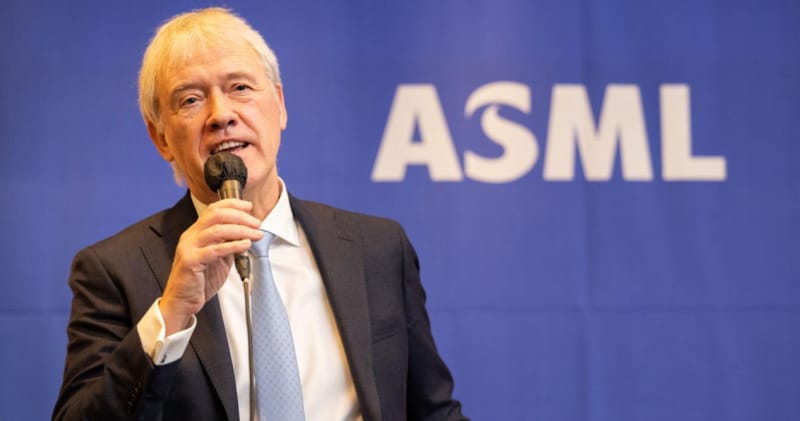 阿斯麦[ASML]首席执行官表示，芯片出口管制措施将推动中国创造自己的技术！ ...