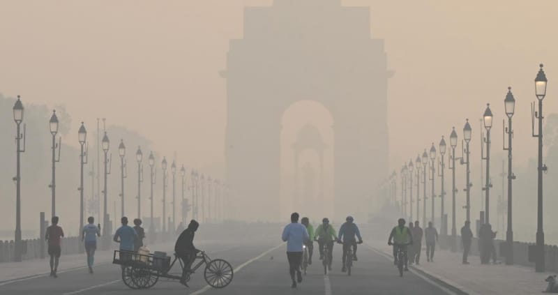 网友：祝贺新德里连续四年成为世界上污染最严重的首都！印度被评为世界第三大污染最严重的国家！ ...